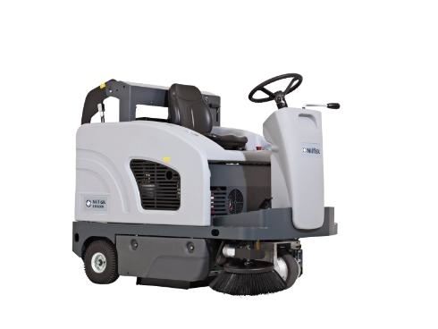 Подметальная машина с местом для оператора Nilfisk SW4000 LPG - фото 4684
